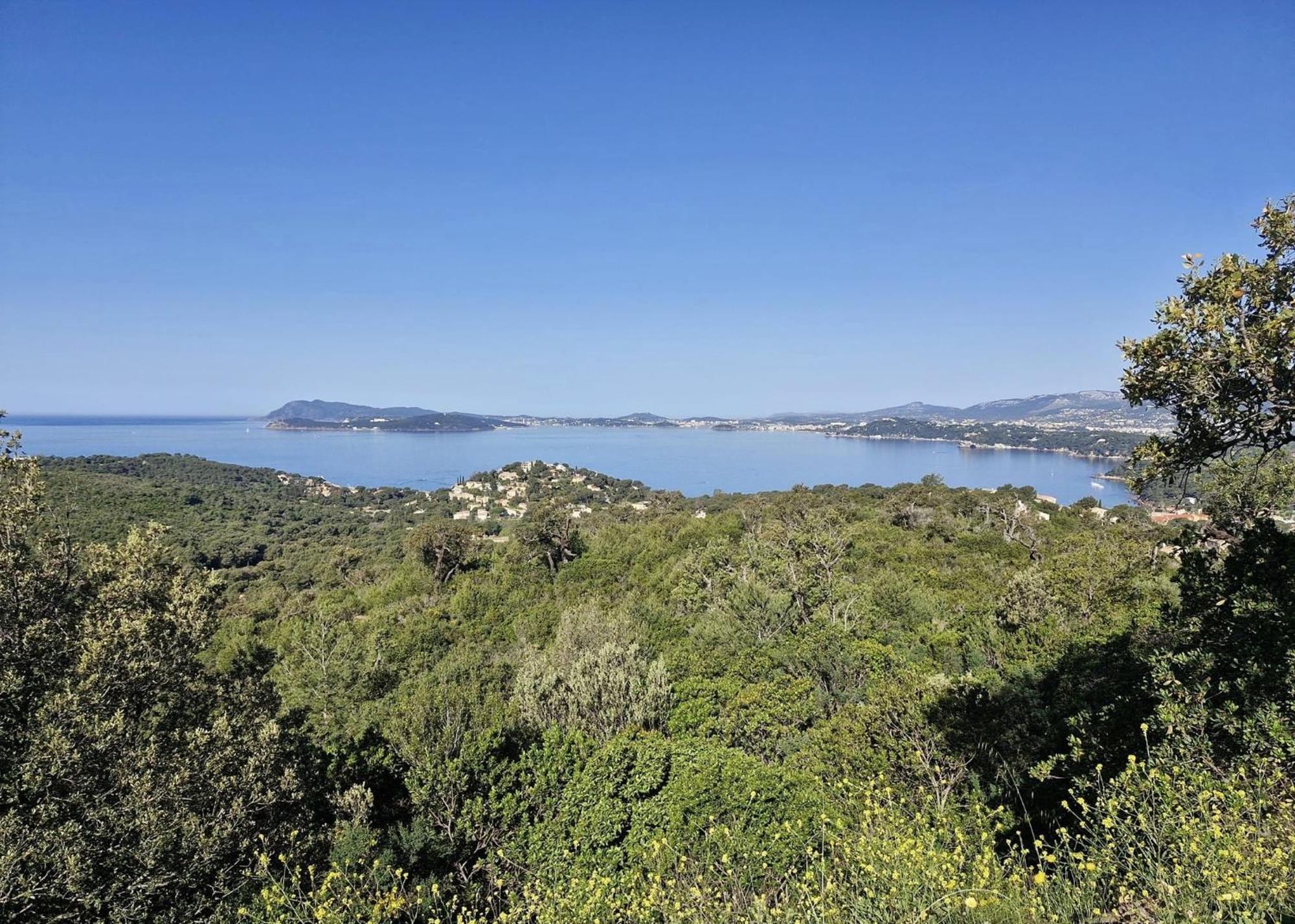 Appartement Cosy Vue Mer A 50 M De La Plage - Refait A Neuf Et Climatise Le Pradet Kültér fotó